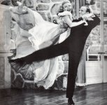 Ginger-Rogers-and-Fred-Astaire.jpg